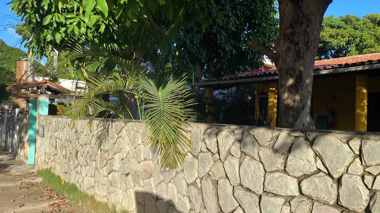 Suíte Amarela Pousada 100 Passos